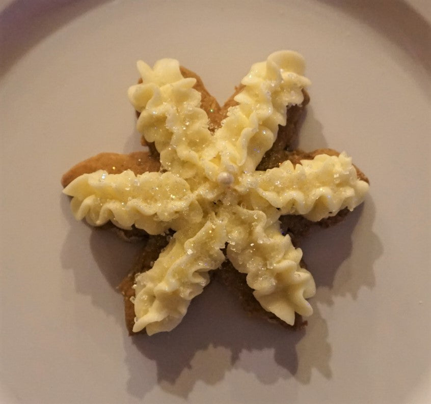 Great-Grandma’s Spice Cookie